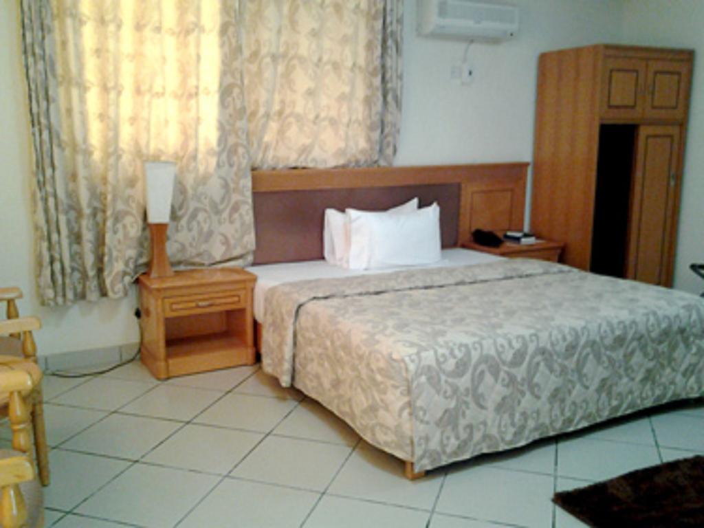 Sunset Hotel Kumasi Pokój zdjęcie